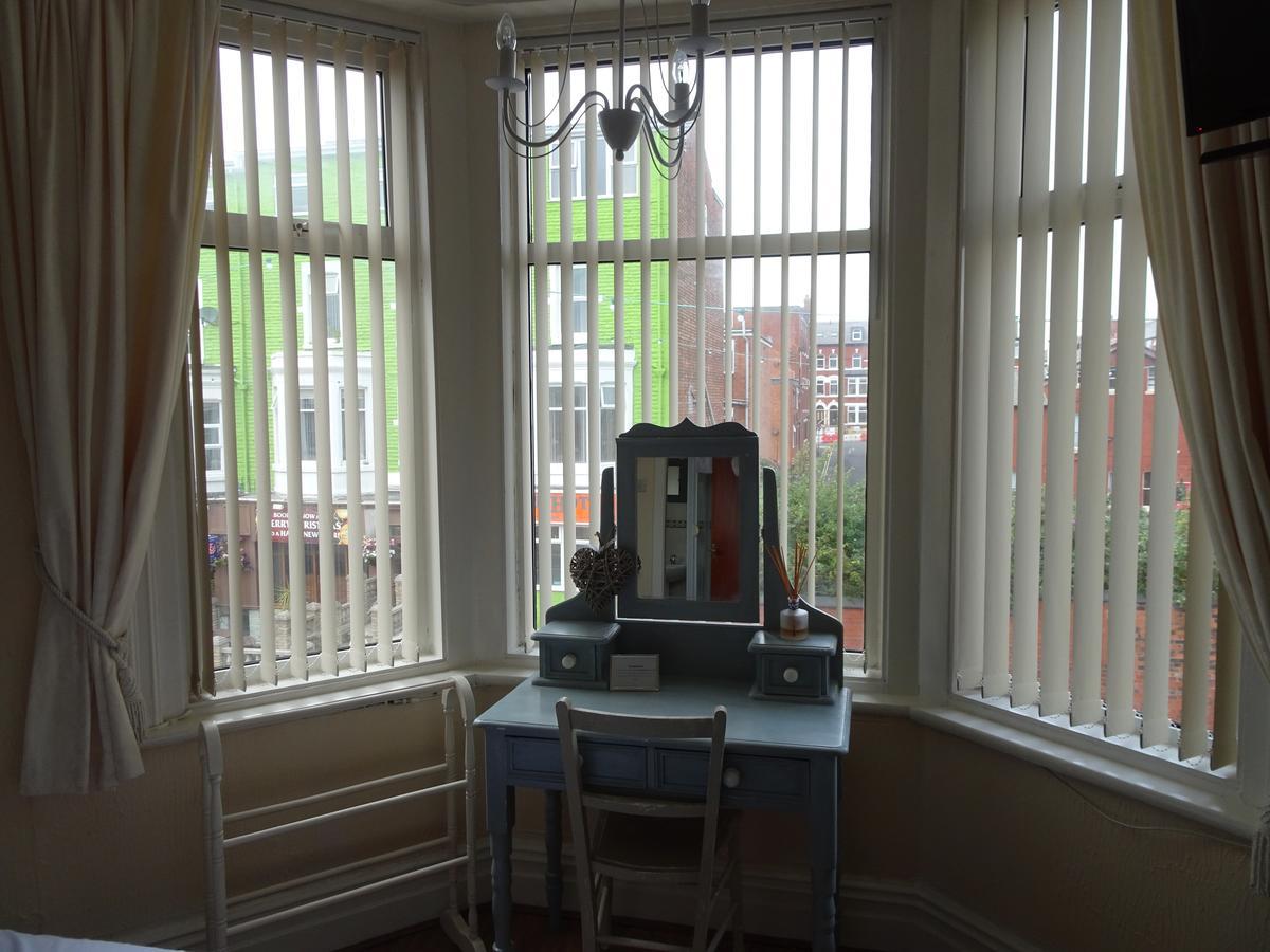 The Osprey Hotel Blackpool Bagian luar foto